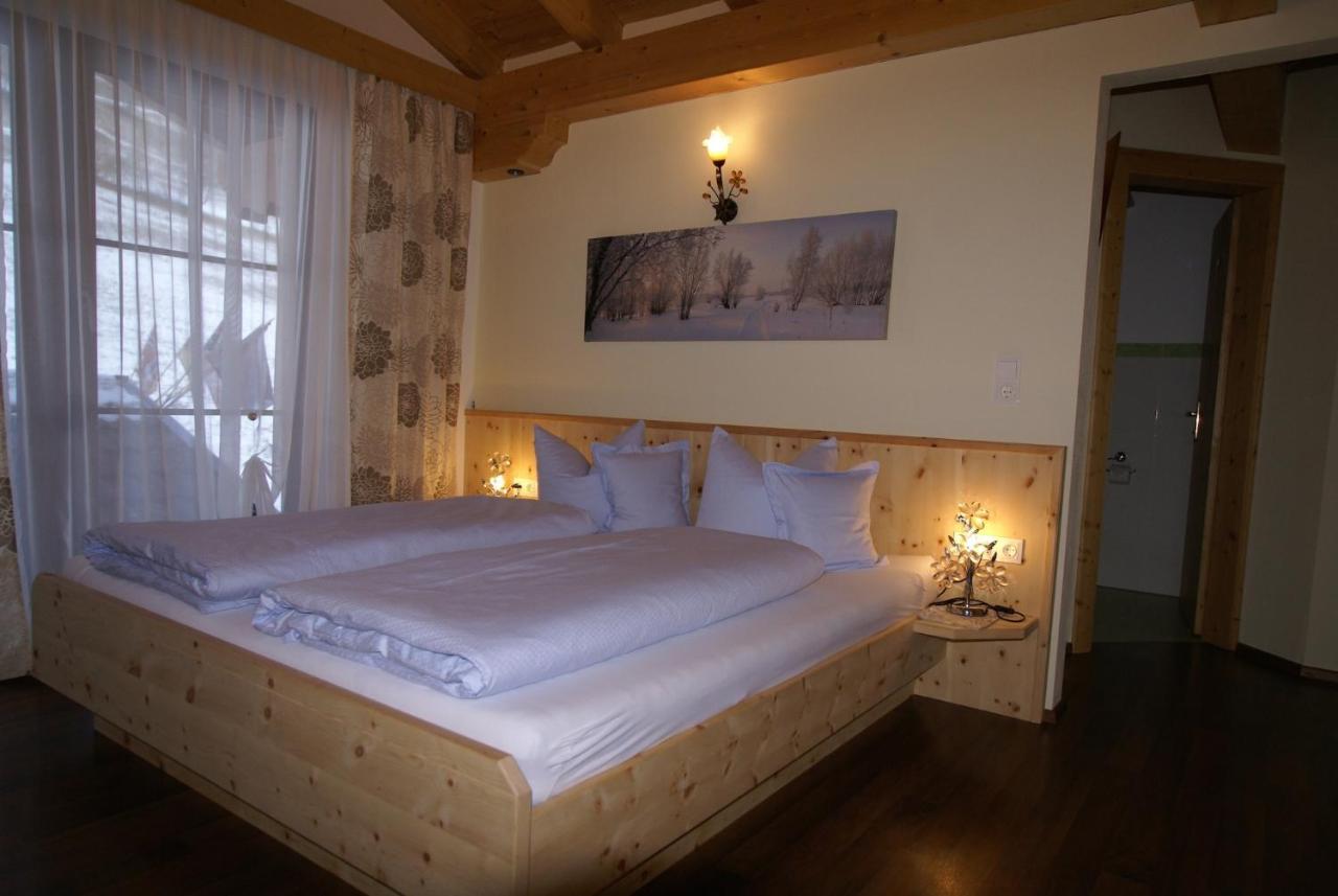 Sonnenschloessl Apartments Нойштіфт-ім-Штубайталь Екстер'єр фото