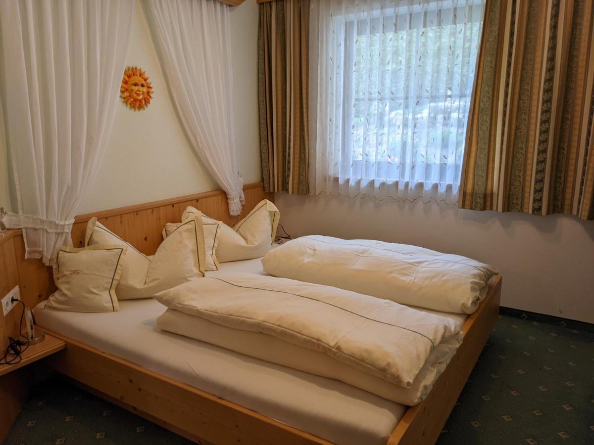 Sonnenschloessl Apartments Нойштіфт-ім-Штубайталь Екстер'єр фото