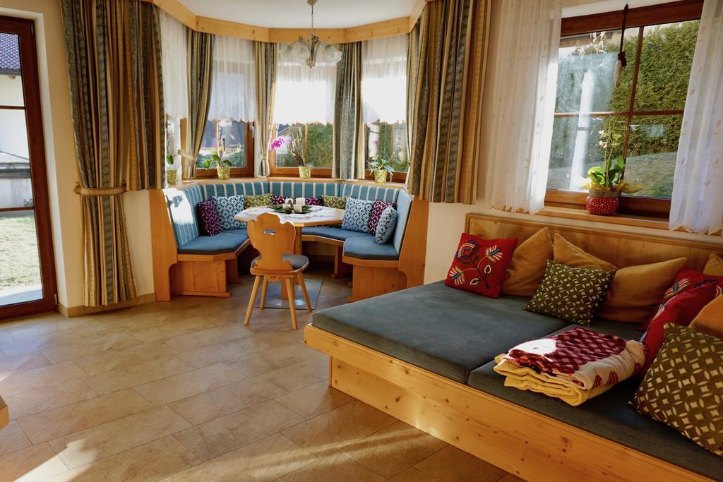 Sonnenschloessl Apartments Нойштіфт-ім-Штубайталь Екстер'єр фото
